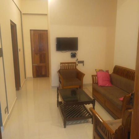 The Two Bedroom House Madikeri Luaran gambar